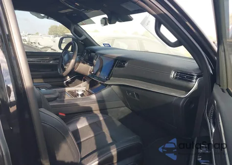 2022 Jeep Wagoneer Series Ii 4X4 from USA, damaged, VIN 1C4SJVBT6NS128751